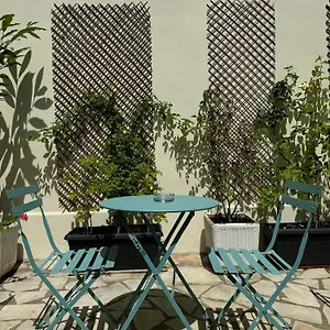 Hipotel Lilas Gambetta Parigi