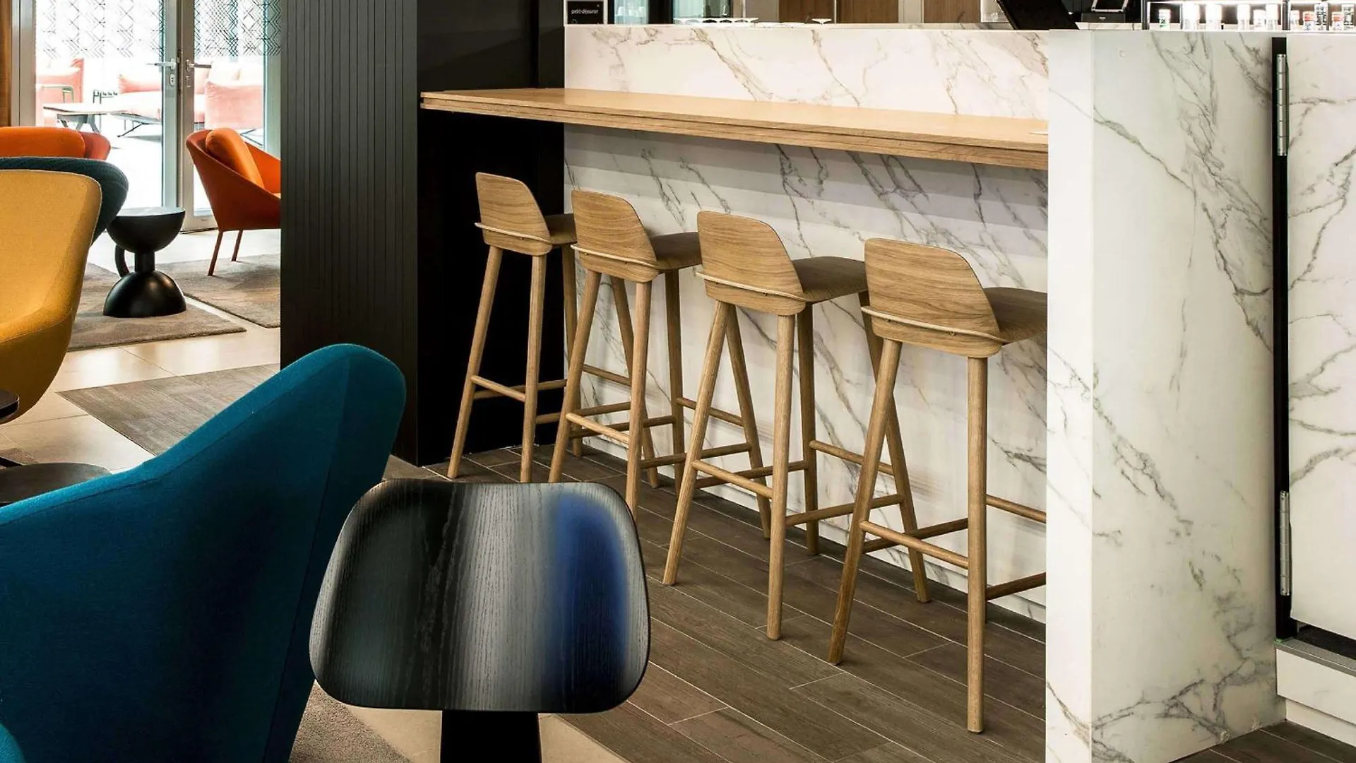 Mercure Paris 17 Batignolles 4*,  France