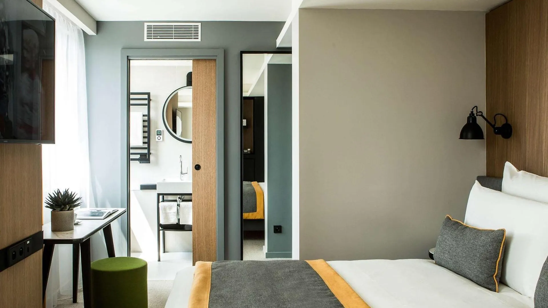 Mercure Paris 17 Batignolles 4*,