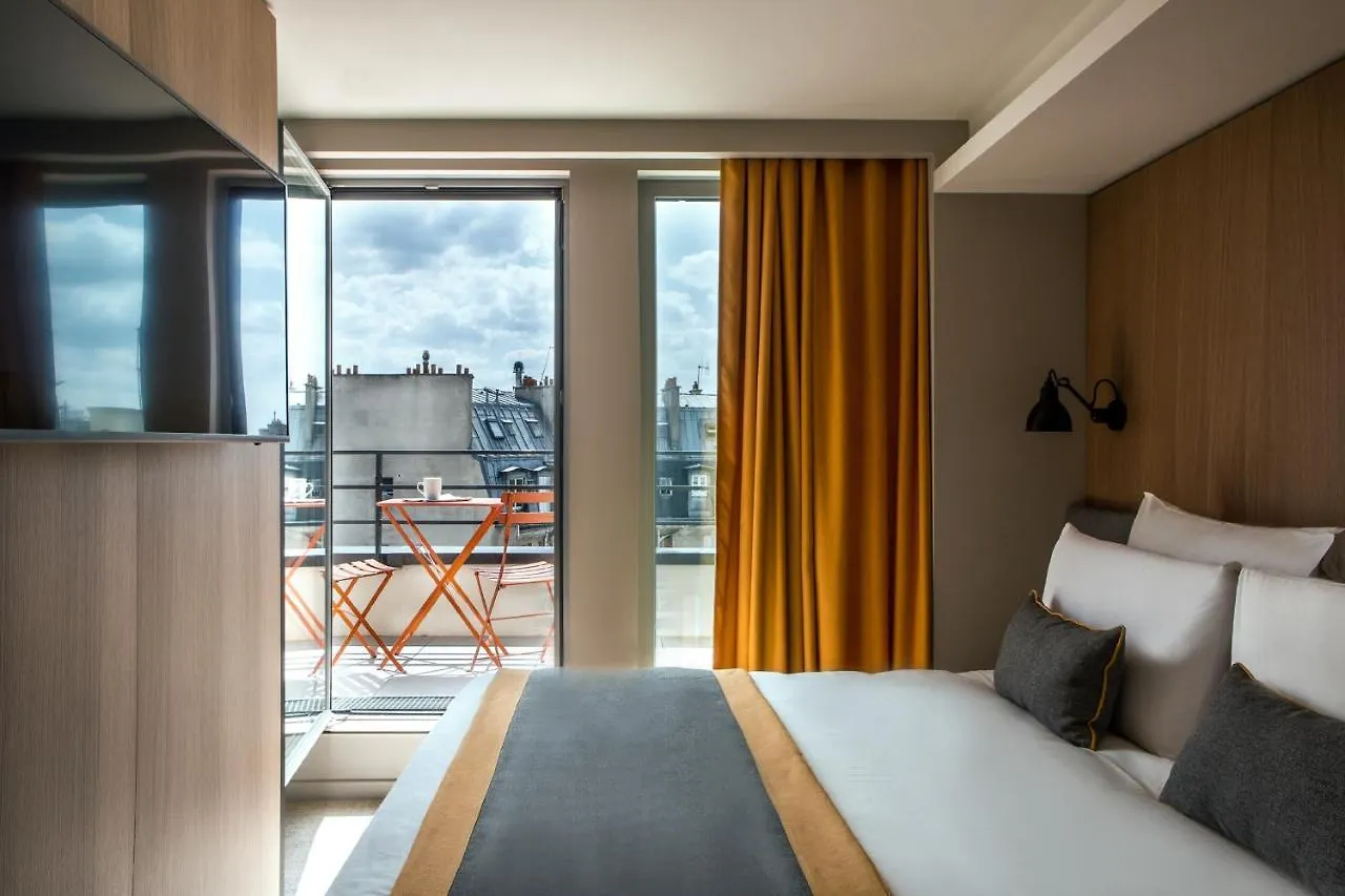 Mercure Paris 17 Batignolles 4*,