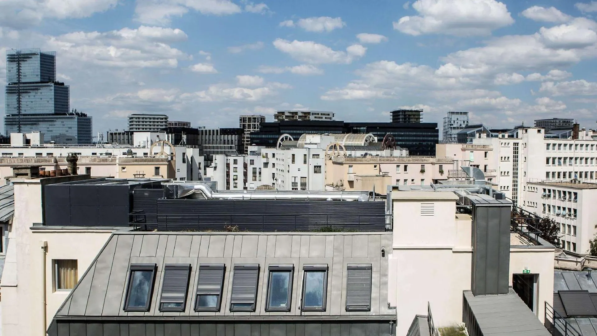 Mercure Paris 17 Batignolles Hotel