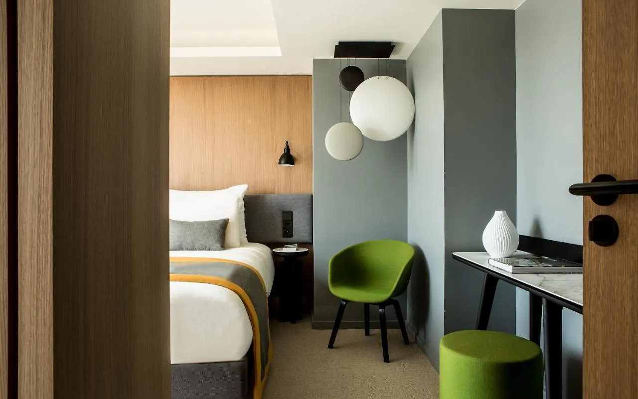 Mercure Paris 17 Batignolles 4*,  France